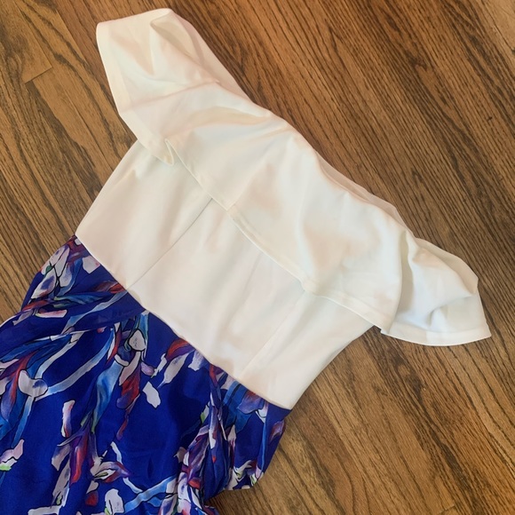 Luxxel Off Shoulder Romper - Picture 3 of 3